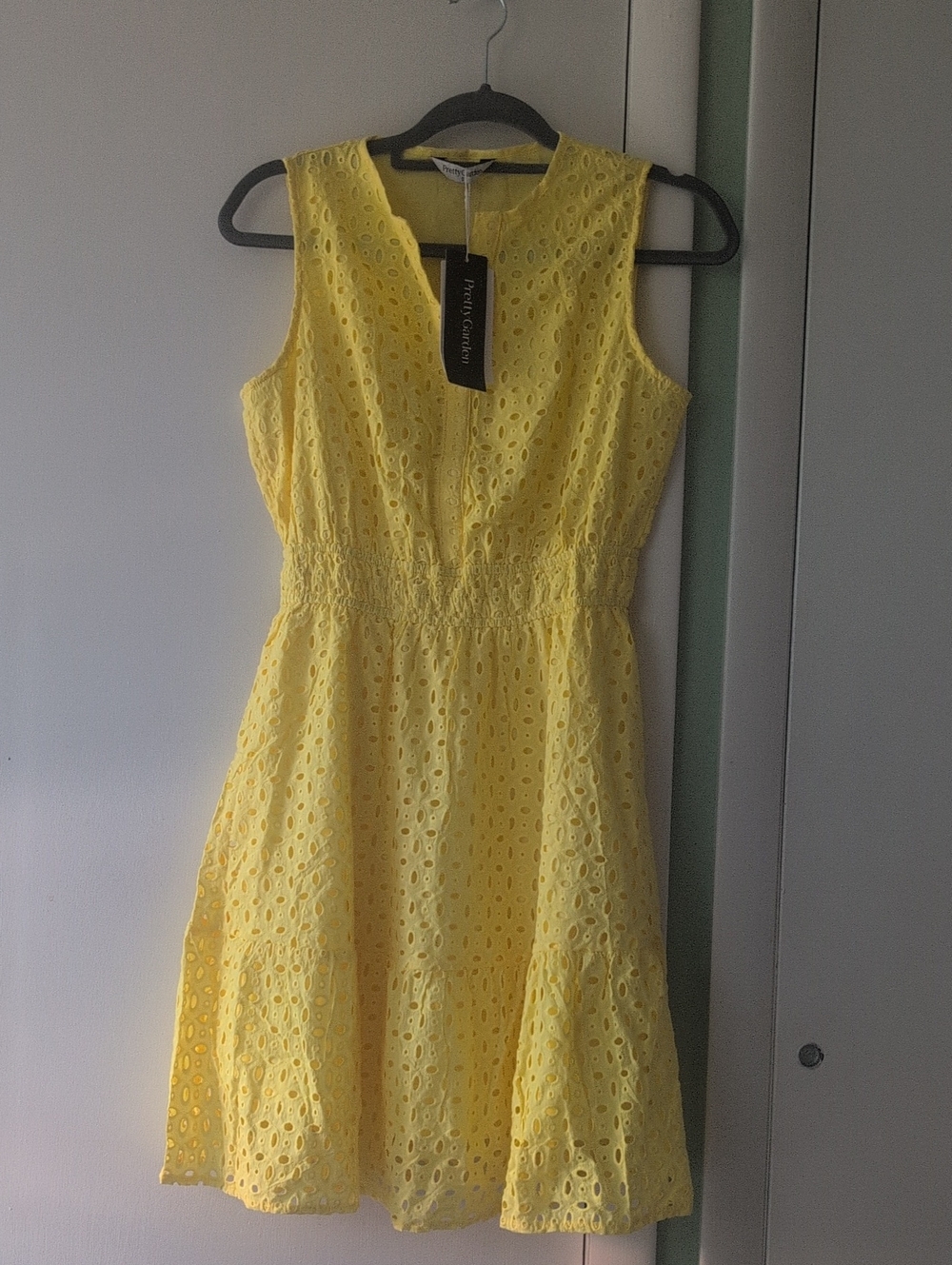 PrettyGarden Yellow Eyelet Lace Sleeveless Summer Mid Dress NWT